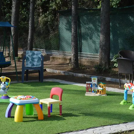 Semesterbostad Attic With A View-σοφίτα με θέα *