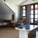Attic With A View-σοφίτα με θέα Holiday home