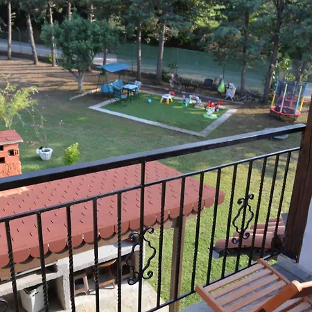 Holiday home Attic With A View-σοφίτα με θέα