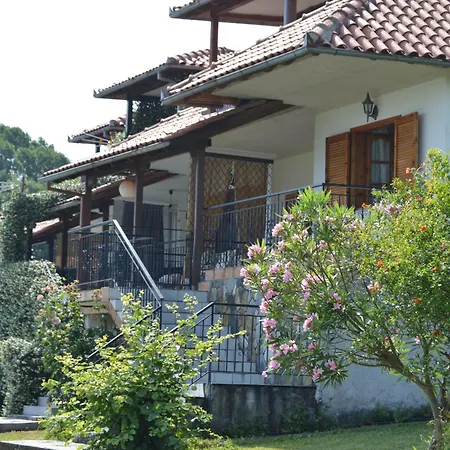 Attic With A View-σοφίτα με θέα Сasa de vacaciones *