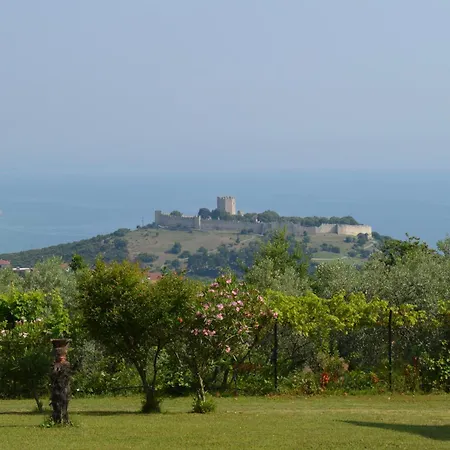 Attic With A View-σοφίτα με θέα Платамонас